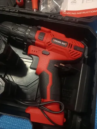 Taladro Atornillador Percutor a Batería