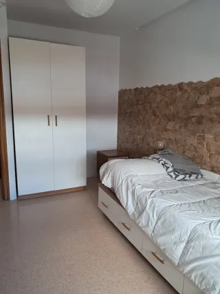 Alquiler piso en el centro de Cortes.