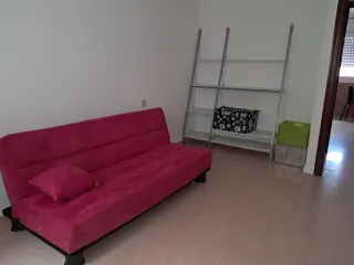 Alquiler piso en el centro de Cortes.