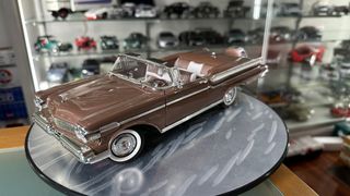 Mercury Turnpike 1957 Road Signature escala 1:18