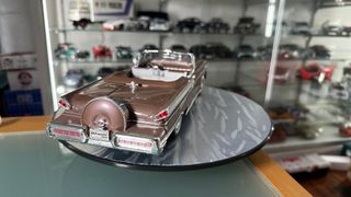 Mercury Turnpike 1957 Road Signature escala 1:18