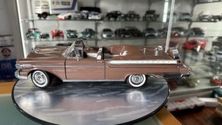 Mercury Turnpike 1957 Road Signature escala 1:18
