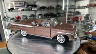 Mercury Turnpike 1957 Road Signature escala 1:18