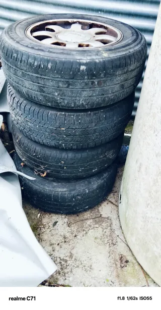 4 Llantas Audi con neumáticos