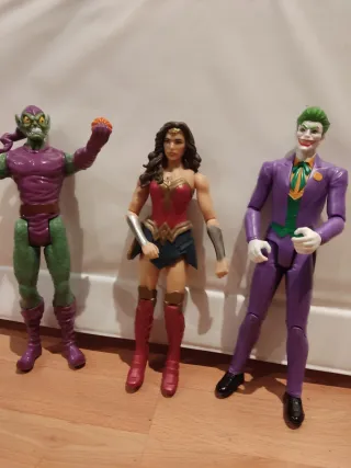 Lote Figuras Acción: Joker, Wonder Woman, Goblin