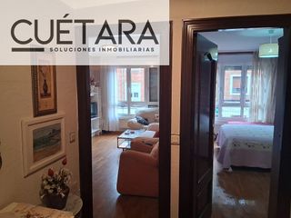 Piso en venta en El Coto en Gijón