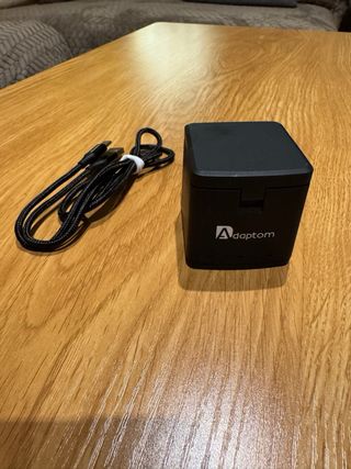Caricabatterie triplo Adoptom e 3 batterie GoPro Hero 10