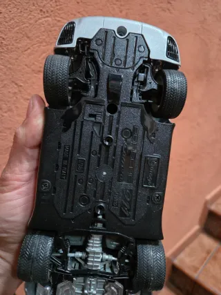 Porsche 911 1993 Escala 1:18