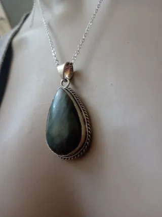 Collana con pendente labradorite naturale
