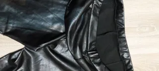 Pantalones de cuero elásticos para mujer