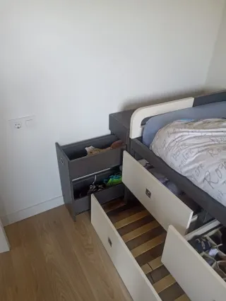 Cama nido con cajones y estantería, regalo nórdico