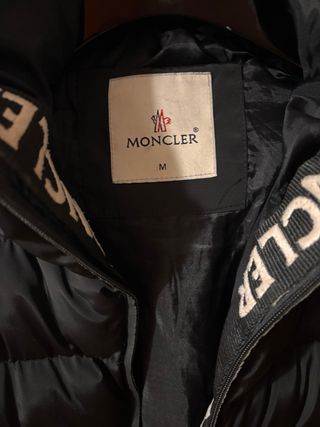 Abrigo Moncler Negro Talla M
