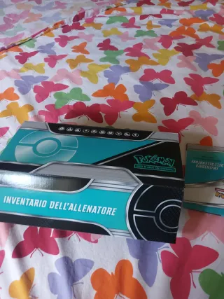 Lotto carte Pokémon: comuni e rare