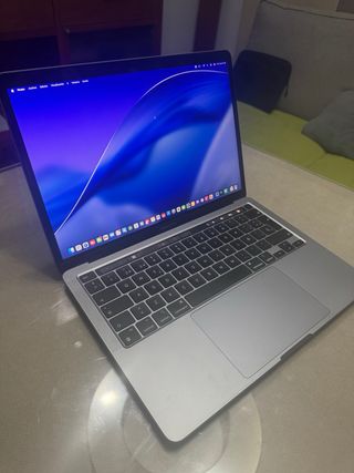 MacBook Pro 2020 M1 gris espacial