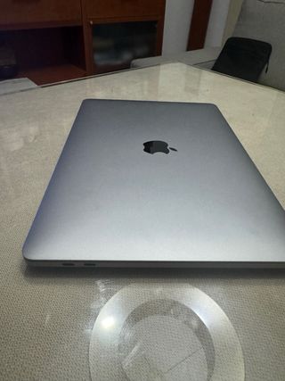 MacBook Pro 2020 M1 gris espacial