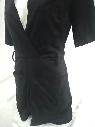 Mono corto Zara negro NUEVO