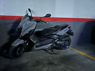 Yamaha Xmax 250