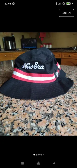 Cappello New Era modello pescatore unisex