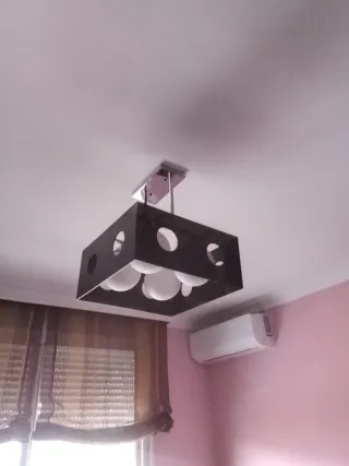 Lámparas de salón negras y blancas