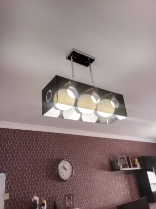 Lámparas de salón negras y blancas