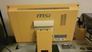 PC Táctil MSI Beige/Blanco