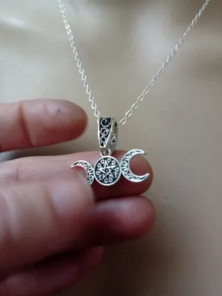 Collana acciaio con tripla luna e stella