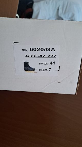 Stivali anfibi Gore-Tex neri