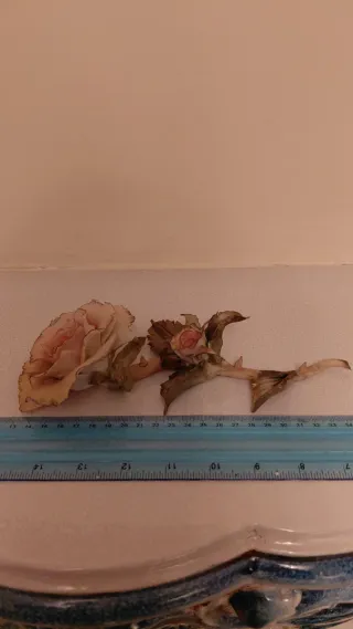 Rosa Capodimonte in ceramica 23 cm