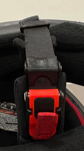 Casco Integral LS2 Negro y Amarillo Talla S