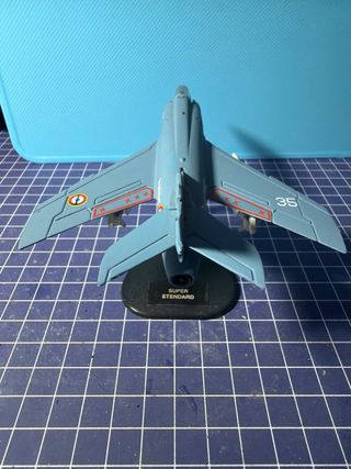 Maqueta Avión Combate Super Etendard