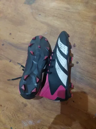 Botas de fútbol Adidas Talla 36 Niña/Mujer