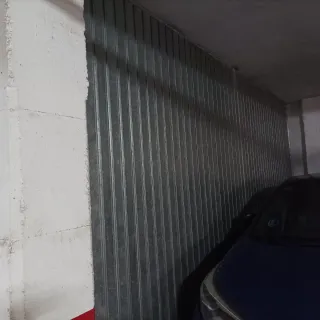 Cerramiento y puerta enrollable garaje