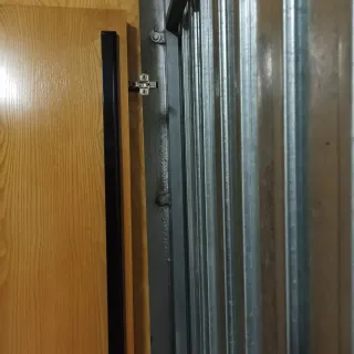 Cerramiento y puerta enrollable garaje