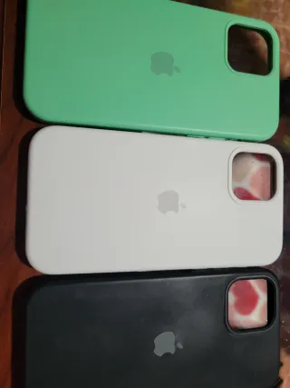 Fundas Apple iPhone (Verde, Blanca, Negra)