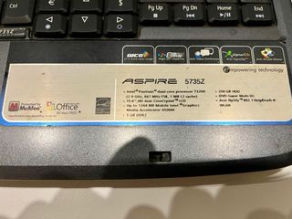 Portátil Acer Aspire 5735Z