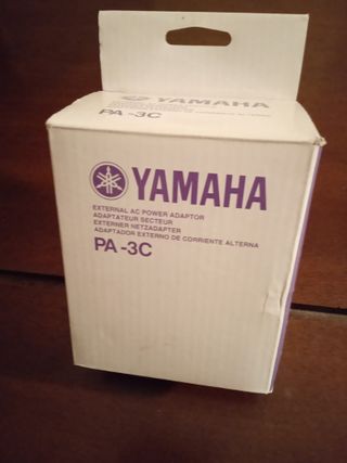 Tastiera elettronica  Yamaha YPT-200 con supporto