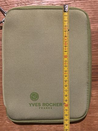 Custodia porta tablet Yves Rocher