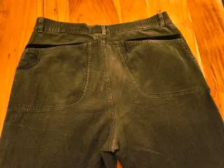 Pantalón de pana Astore talla M