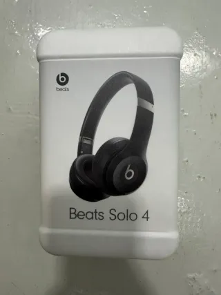 Beats Solo 4 Auriculares Negros