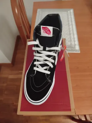 Zapatillas Vans Sk8-Hi Negras y Azul