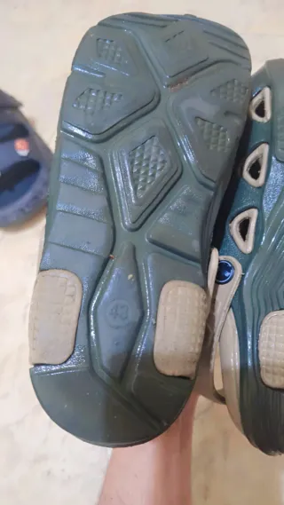 Zapatos Unisex Verdes y Dorados Barcelona