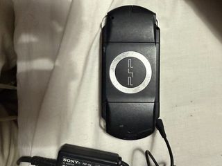 Sony PSP Negra Cargador Incluido