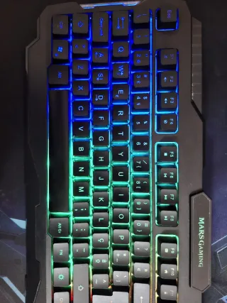 Teclado Mars Gaming RGB
