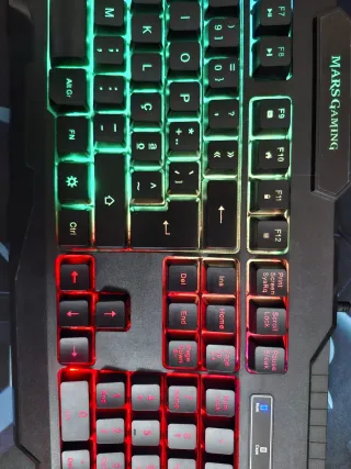 Teclado Mars Gaming RGB