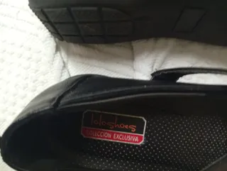 2Pares Zapatos Loloshoes y Pikolinos.precio todoo