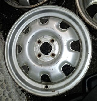 Llantas chapa Clio 16v. en 15 pulgadas