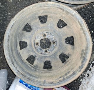 Llantas chapa Clio 16v. en 15 pulgadas