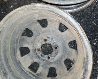 Llantas chapa Clio 16v. en 15 pulgadas