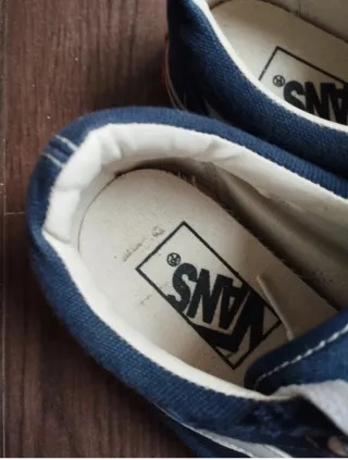 Zapatillas Vans Azul y Blanco