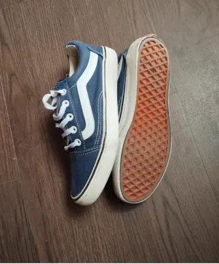 Zapatillas Vans Azul y Blanco